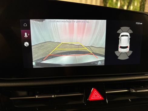 Certified 2023 Kia Niro SX Touring FWD image 22