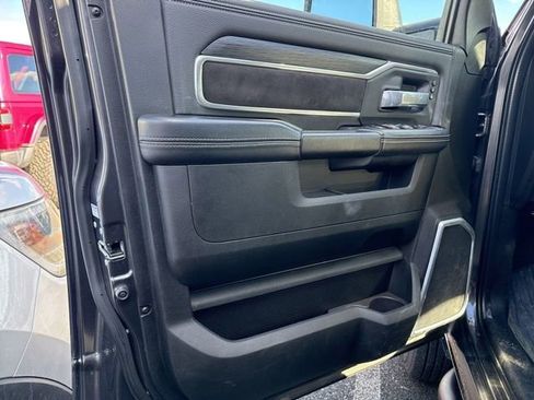 Used 2023 RAM 3500 Laramie w/ Night Edition image 20