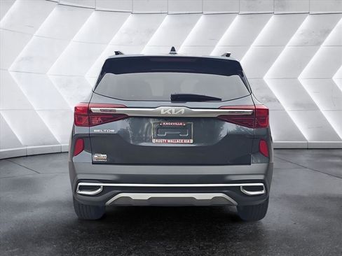 Used 2023 Kia Seltos S w/ Navigation Package image 4