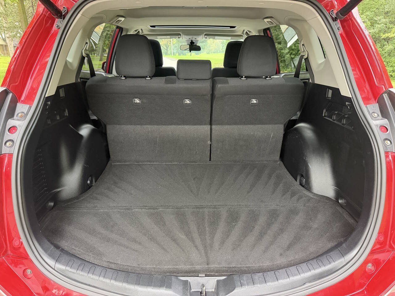 Used 2017 Toyota RAV4 XLE FWD image 13