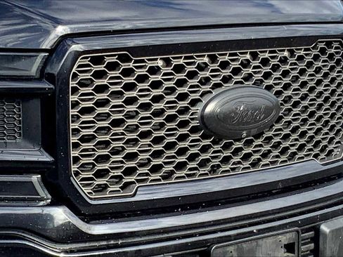 Used 2019 Ford F150 Lariat w/ Equipment Group 502A Luxury image 26