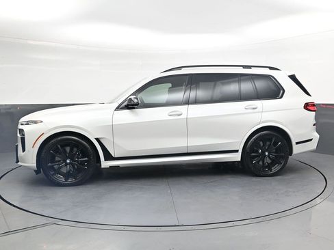 Used 2025 BMW X7 M60i AWD/4WD image 7