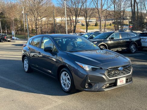 Certified 2025 Subaru Impreza 2.0i image 6