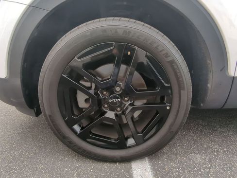 Used 2024 Kia Telluride EX X-Line image 39