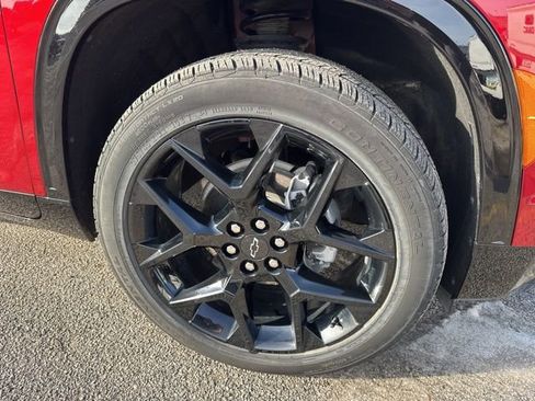 Used 2024 Chevrolet Traverse RS w/ LPO, Floor Liner Package image 12