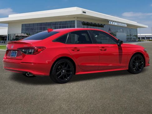 Used 2022 Honda Civic Sport image 11