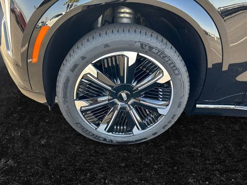 New 2026 Cadillac Escalade IQL Sport 2 AWD/4WD image 9