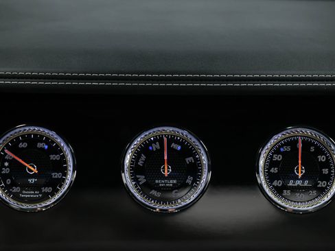 Used 2020 Bentley Flying Spur W12 image 47