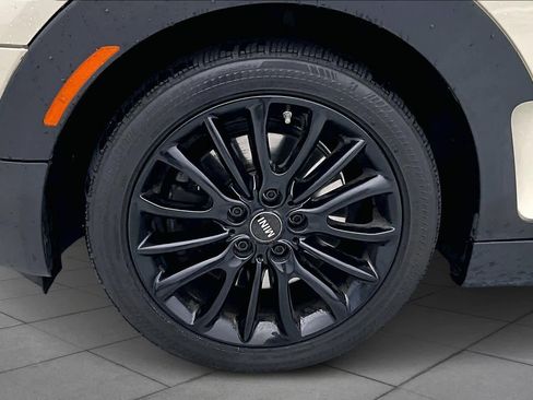 Used 2019 MINI Cooper Clubman S image 10