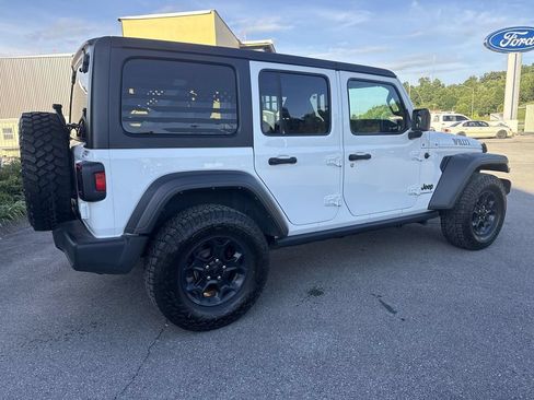 Used 2023 Jeep Wrangler Unlimited Sport AWD/4WD image 4