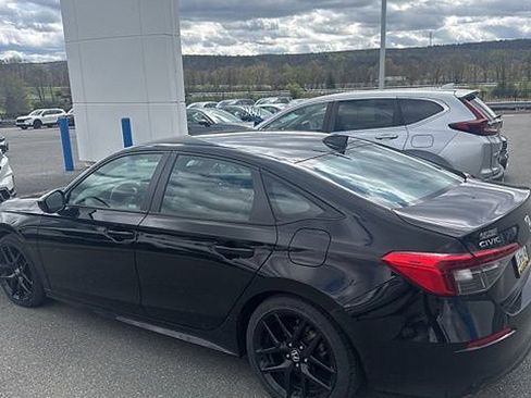 Used 2023 Honda Civic Sport image 10