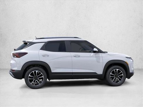 New 2026 Chevrolet TrailBlazer LT w/ Driver Confidence Package FWD image 6