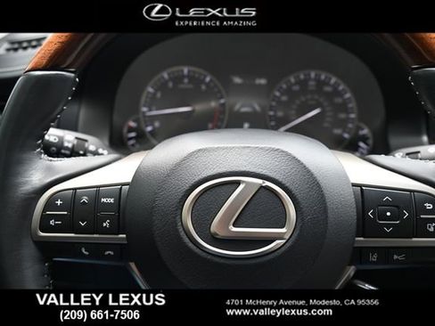 Used 2017 Lexus ES 350 w/ Navigation System Package image 11
