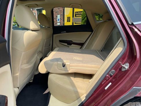 Used 2012 Honda Crosstour EX image 33