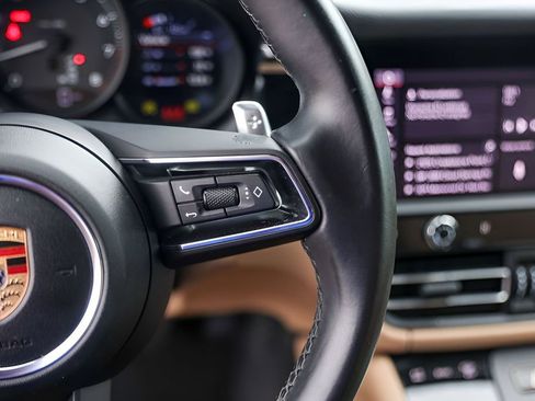 Used 2022 Porsche Macan image 13