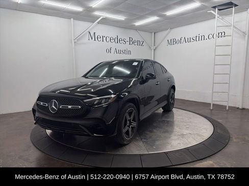 Certified 2025 Mercedes-Benz GLC 300 4MATIC image 3