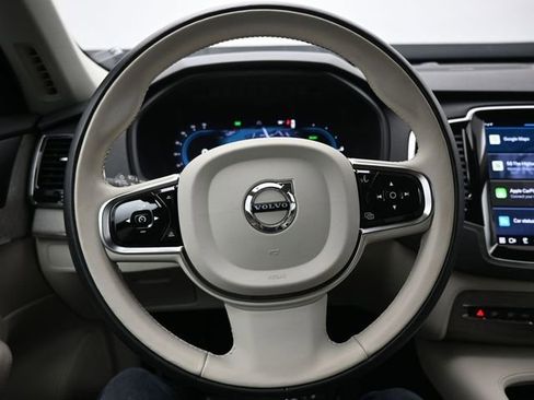 Used 2023 Volvo XC90 T8 Plus image 24