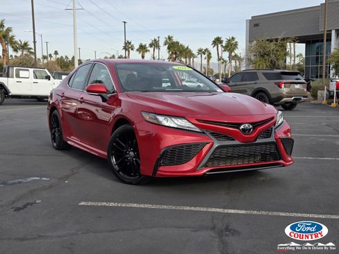 Used 2023 Toyota Camry XSE image 1