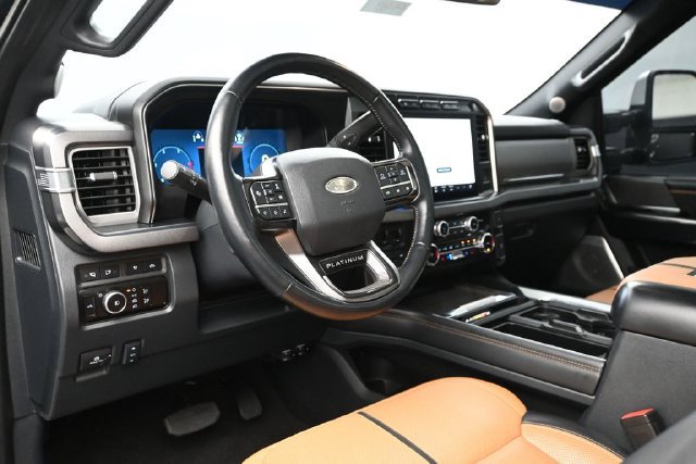 Used 2024 Ford F250 Platinum AWD/4WD image 23