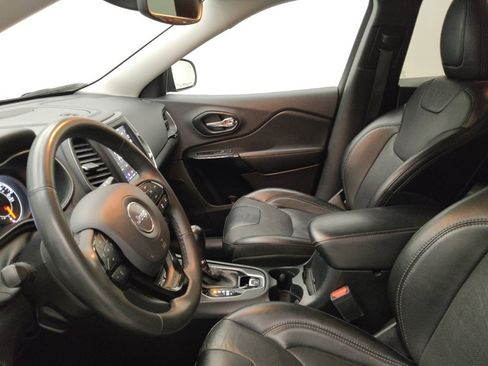 Used 2023 Jeep Cherokee Altitude Lux image 17