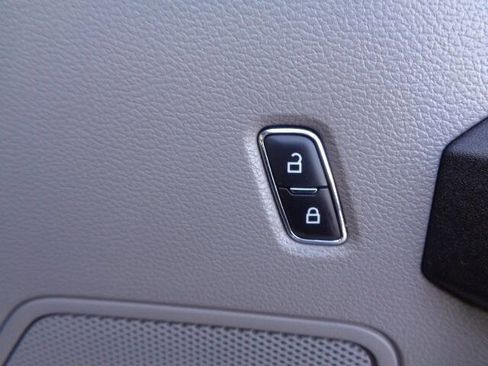 Used 2019 Ford F250 XL w/ XL Value Package image 30