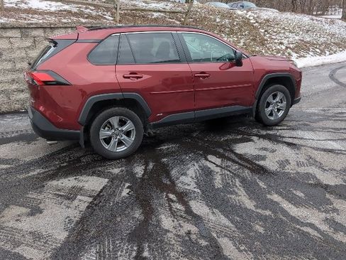 Used 2024 Toyota RAV4 LE image 3