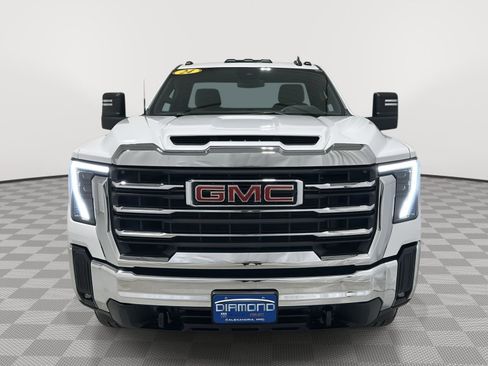 Used 2024 GMC Sierra 3500 SLE w/ SLE Convenience Package image 8