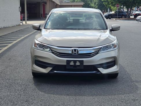 Used 2017 Honda Accord LX image 2
