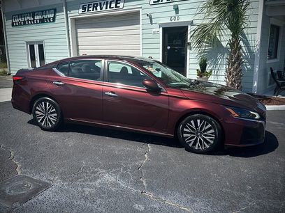 Used 2023 Nissan Altima 2.5 SV