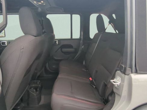 Used 2023 Jeep Wrangler Unlimited Rubicon w/ Steel Bumper Group image 14