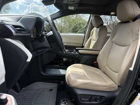 Used 2022 Toyota Sienna XLE FWD image 15