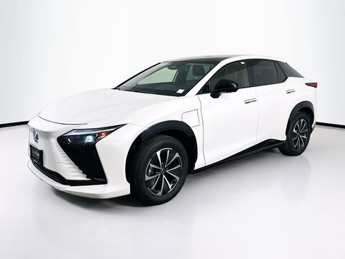 Used 2024 Lexus RZ 300e Premium w/ Technology Package FWD image 3