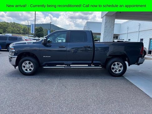 Used 2026 RAM 2500 Big Horn AWD/4WD image 24