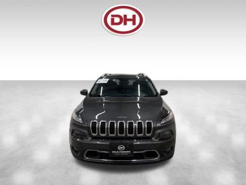 Used 2018 Jeep Cherokee Limited AWD/4WD image 8