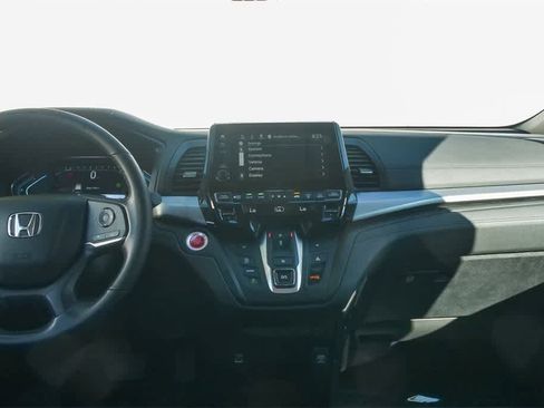 Used 2023 Honda Odyssey EX-L image 12