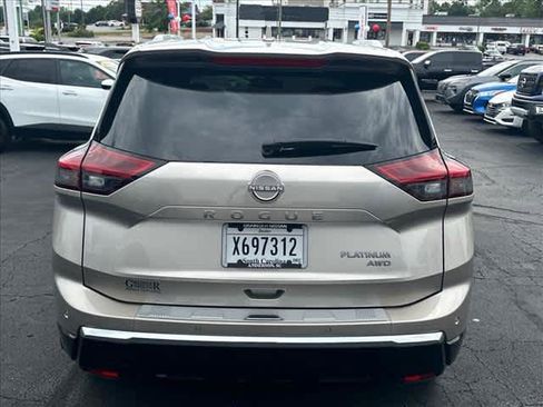 Used 2026 Nissan Rogue Platinum w/ Platinum Premium Package AWD/4WD image 4