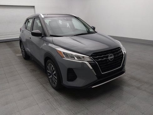Used 2023 Nissan Kicks SV FWD image 13