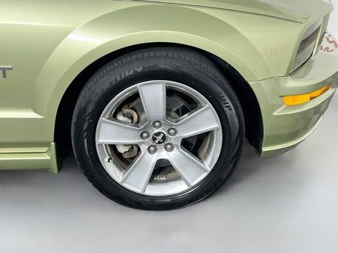 Used 2006 Ford Mustang GT Premium RWD image 31