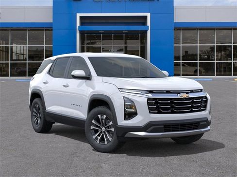 New 2026 Chevrolet Equinox LT image 8