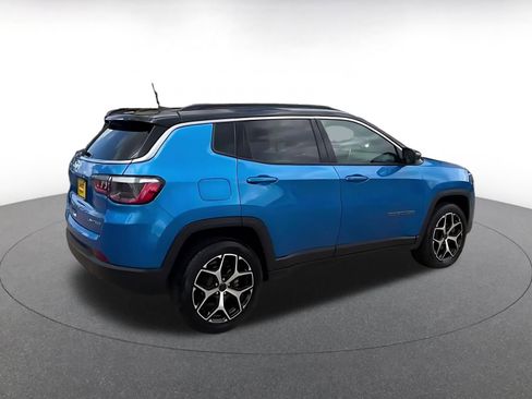 Used 2025 Jeep Compass Limited AWD/4WD image 14
