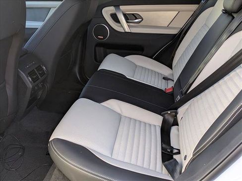 New 2026 Land Rover Discovery Sport Landmark AWD/4WD image 17