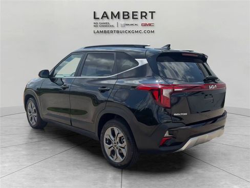 Used 2024 Kia Seltos S FWD image 3