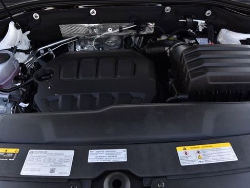 New 2026 Volkswagen Atlas SEL Premium R-Line AWD/4WD image 28