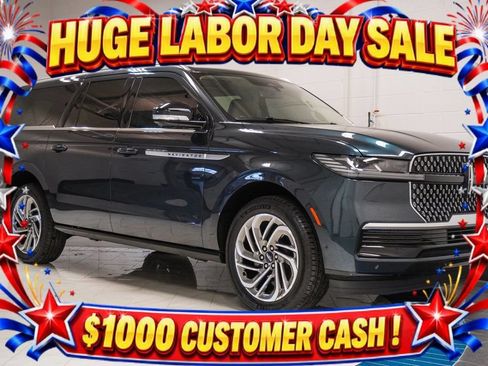 Used 2025 Lincoln Navigator L Reserve AWD/4WD image 5