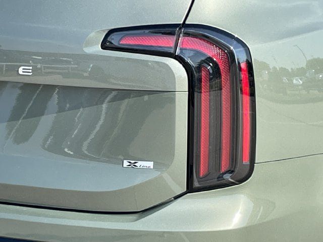 Used 2024 Kia Telluride SX X-Line AWD/4WD image 6