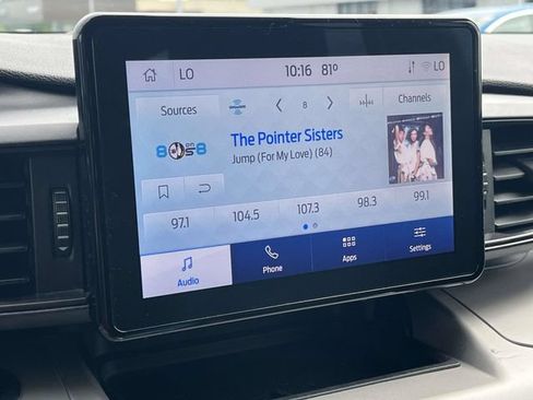 Used 2022 Ford Explorer XLT RWD image 30