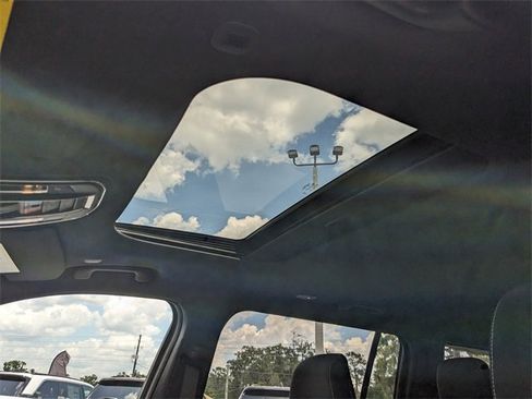 New 2025 Jeep Grand Cherokee L Laredo w/ Luxury Tech Group I image 20