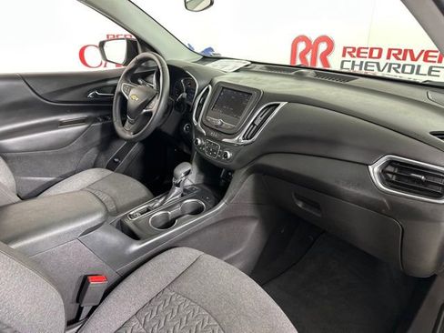 Used 2024 Chevrolet Equinox LT AWD/4WD image 21