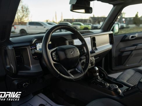 Used 2021 Ford Bronco Outer Banks image 23