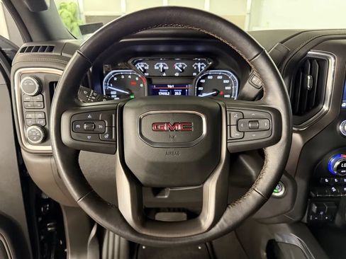 Used 2021 GMC Sierra 1500 AT4 w/ AT4 Preferred Package AWD/4WD image 25